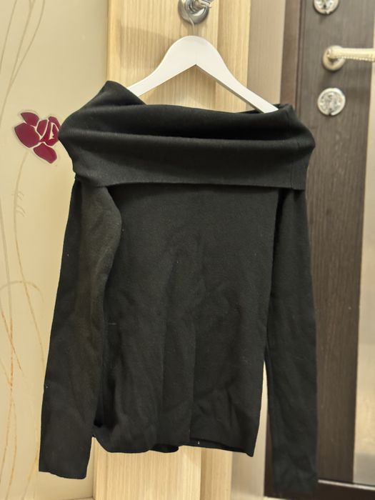 Черная женская кофта