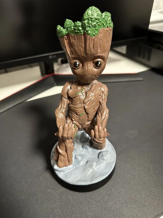 Фигурка подставка геймпада,  смартфона Playstation, Xbox