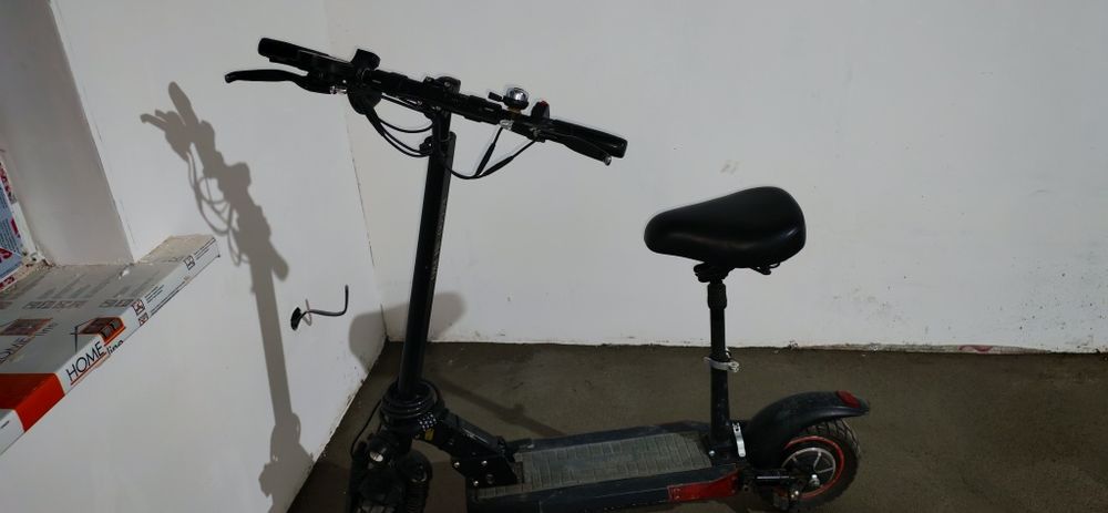 Kugoo M4 pro в хорошем состоянии