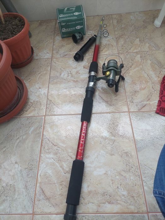 Пръчка и макара за риболов