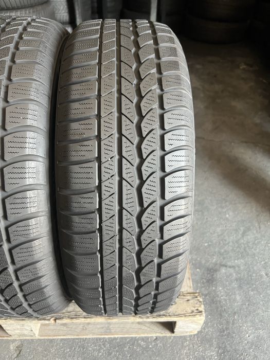 2 anvelope iarna 215/60/17 Continental 6.5 mm!