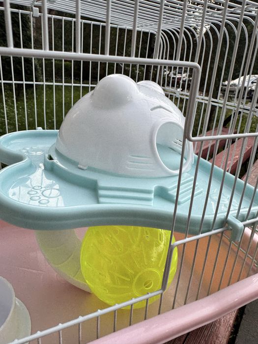 Клетка для девочки хомяка, грызуна