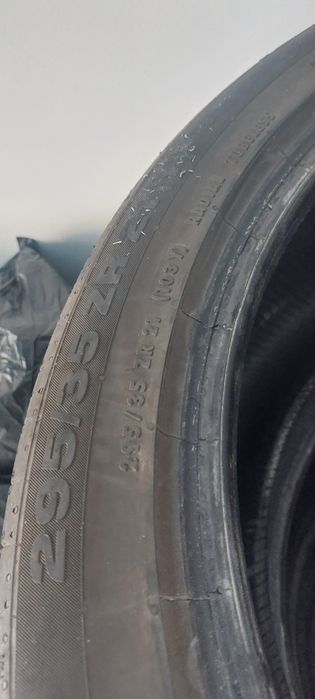 2 set Anvelope  295 35 21 si 245 45 19