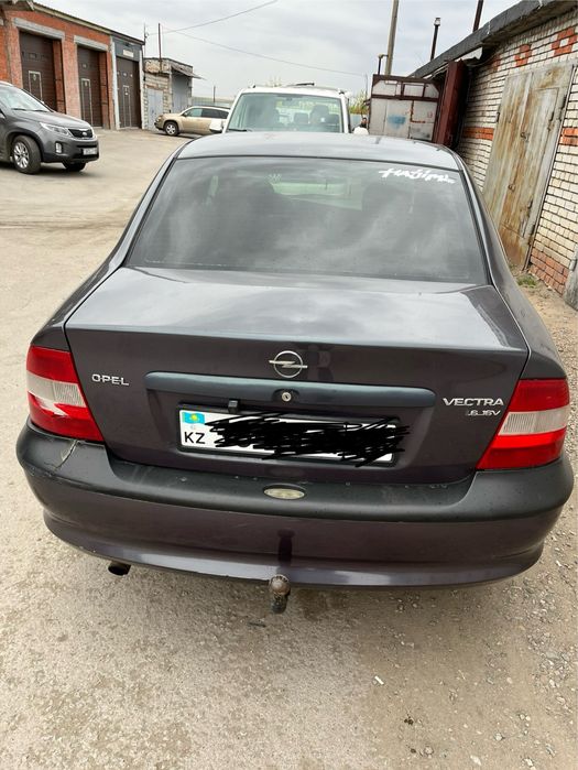 Opel vectra b 1996г