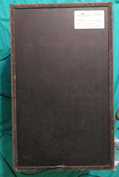 Boxe cu trei cai si 8 ohmi  JVC SP-E76BK si Toshiba SS V39