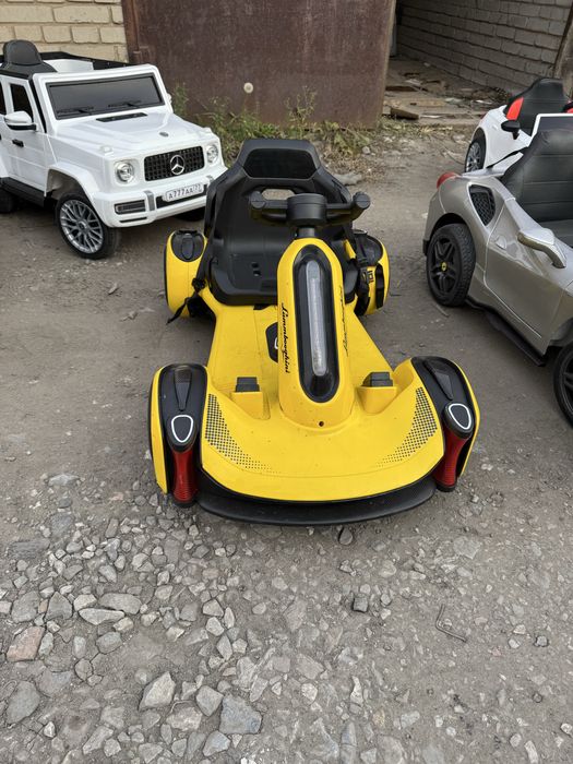 Продам детские машинки