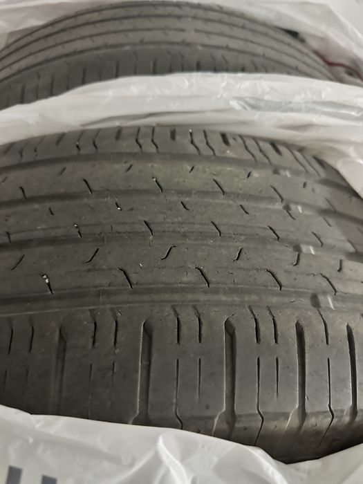 Продам шины CONTINENTAL  235 65/R17