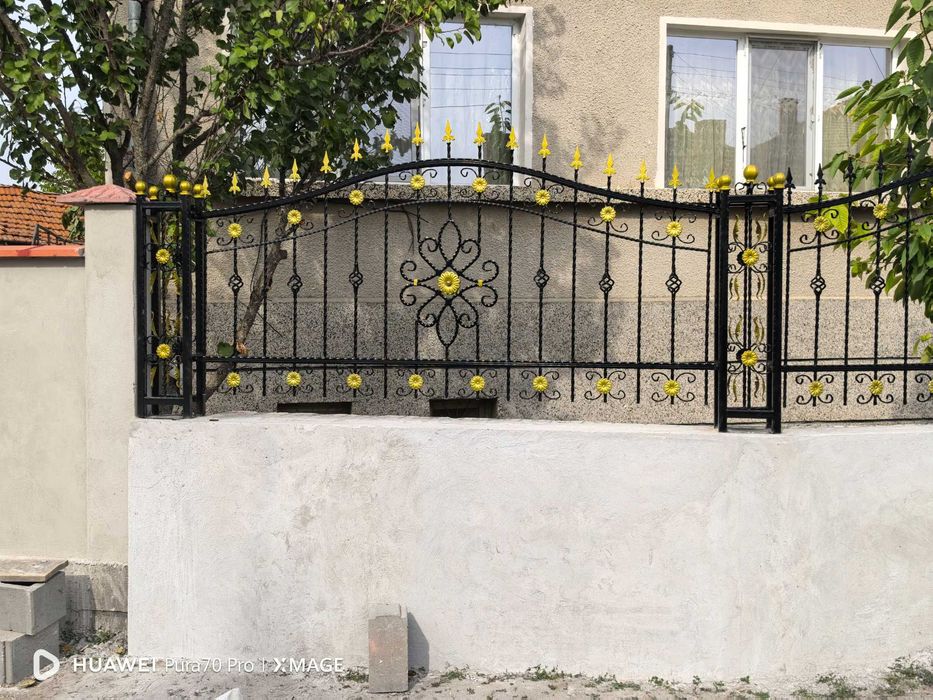Огради,врати, парапети