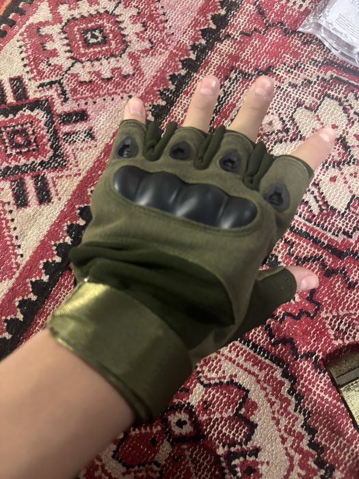 Перчатки тактические защитой