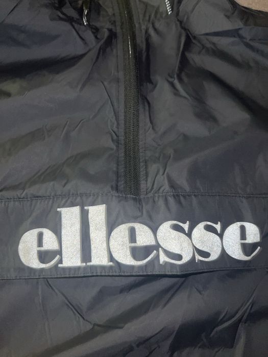 Ветровка  ,,ellesse “