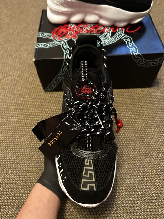 Versace Chain Reaction