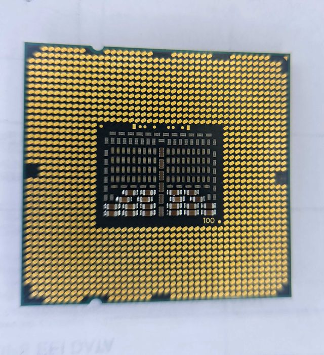Процесор E5 5620 LGA1366 (2 броя)