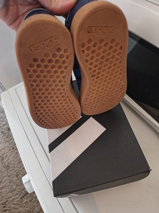 Маратонки Адидас 30 номер