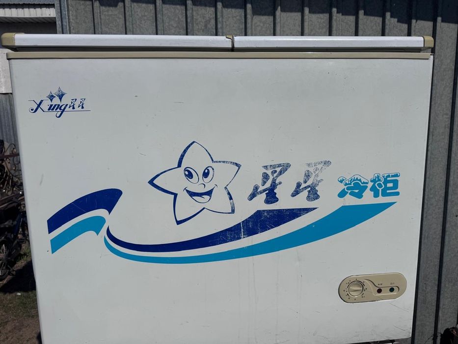 Витринный холодильник и морозильники