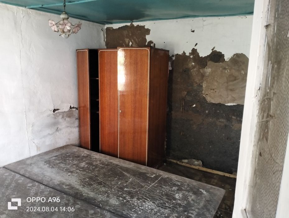 Отдам даром старый мебель на дрова