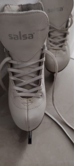 Продам коньки для девочки