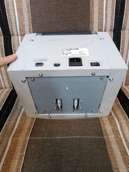 Счётная машинка на запчасти.