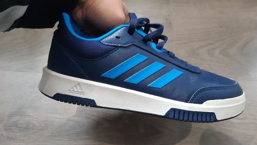 Adidas маратонки