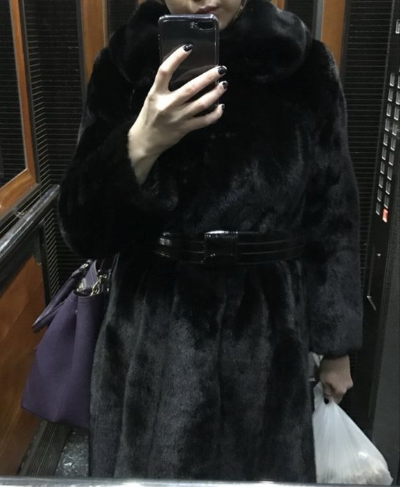 Продам греческую норковую шубу Black Nafa ТОРГ
