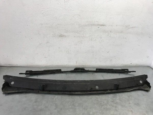 Grila parbriz Opel Vivaro A 2012 cod 8200020540