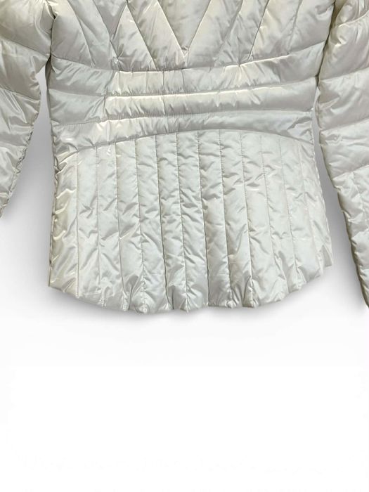 Пролетно дамско яке Guess