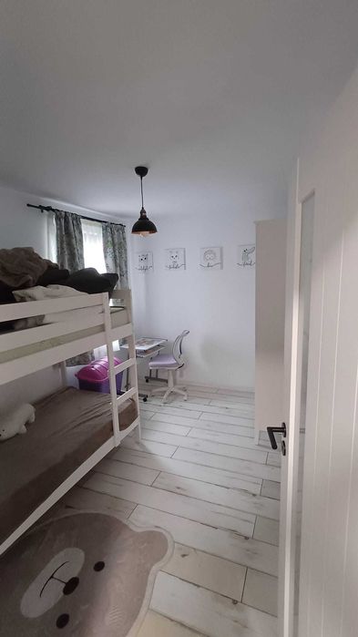 vand casa la cheie mobilata