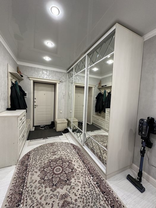 Продам большую 2 квартиру