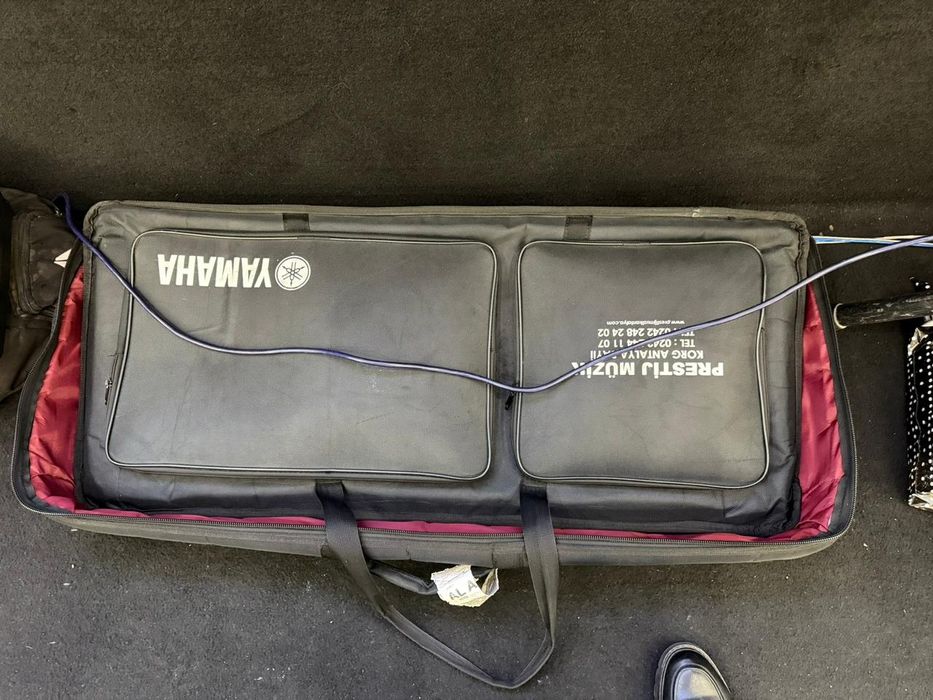 Продам ямаха PSR920