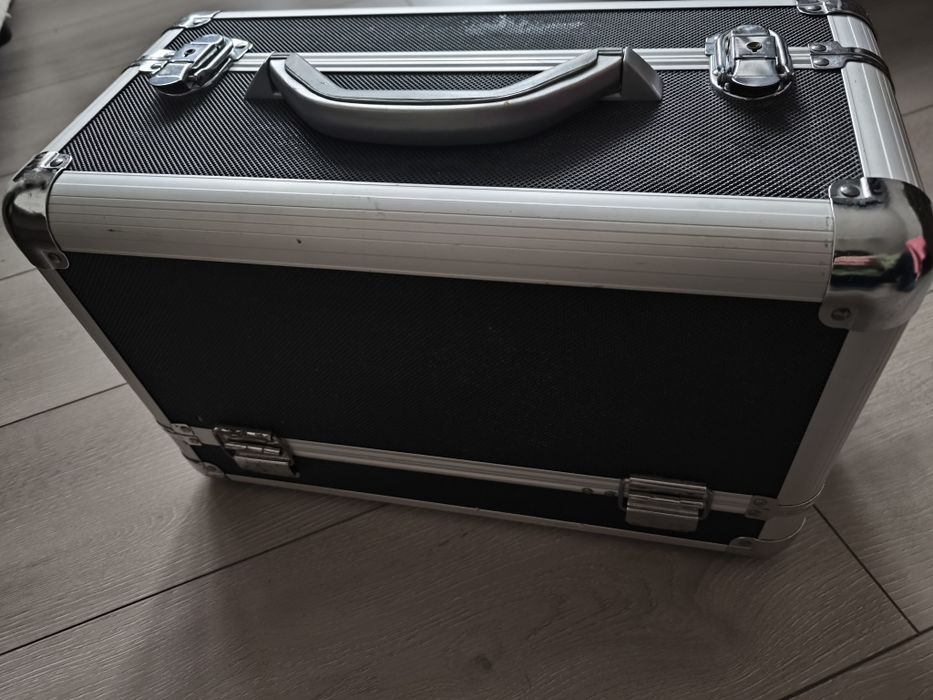 Geantă make-up-cosmetice