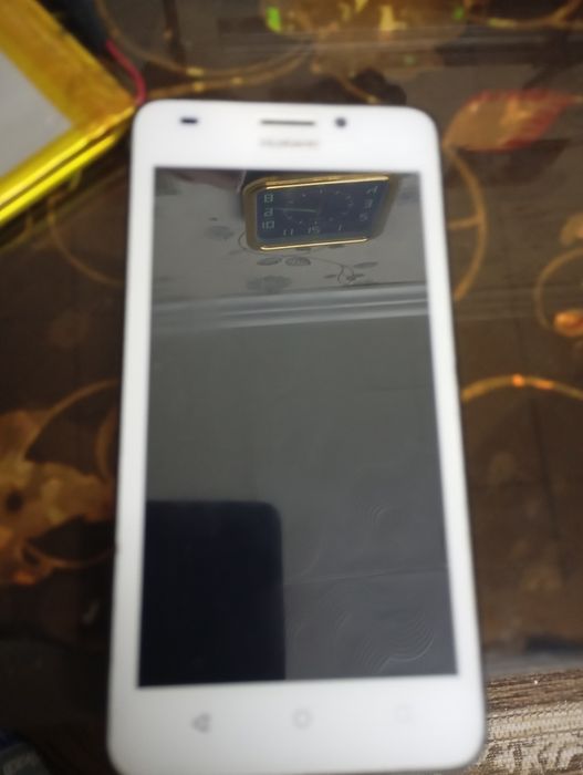 Продам смартфон HUAWEI Y635 L21