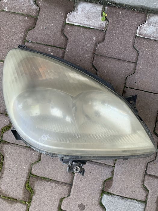 Фар ляв десен ситроен С5 citroen c5 ксенон