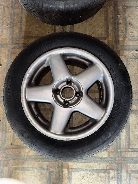 Jante aliaj R15 4x100 cu cauciucuri M+S Michelin