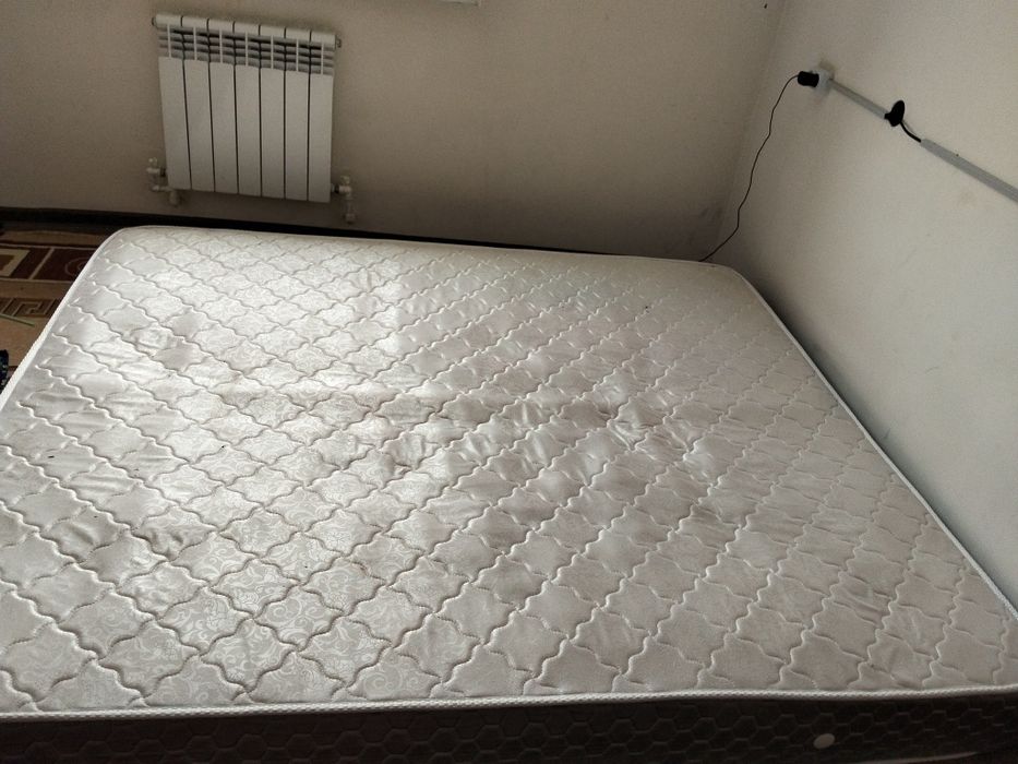 Matras sotilad sergili