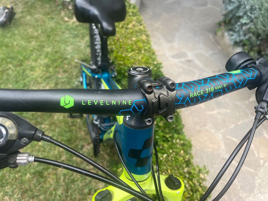 Планински бегач Cube Aim размер M