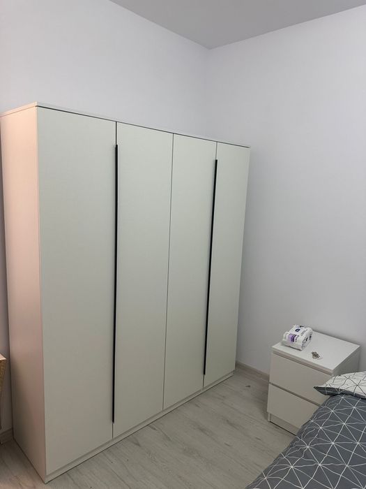 Închiriez garsonieră