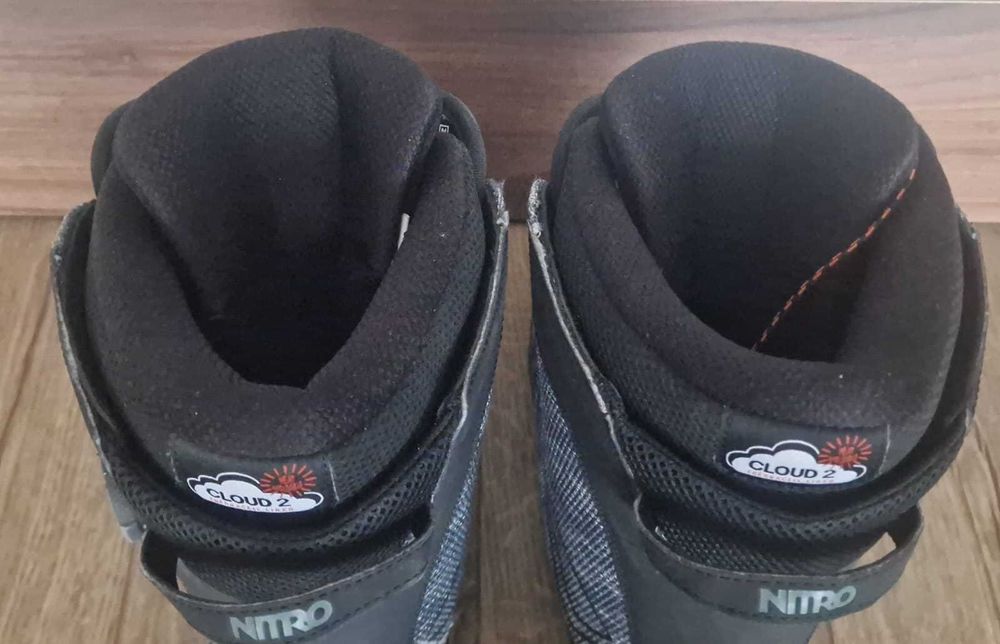 Boots snowboard Nitro Sentinel dublu Boa, marimea 45, aproape noi