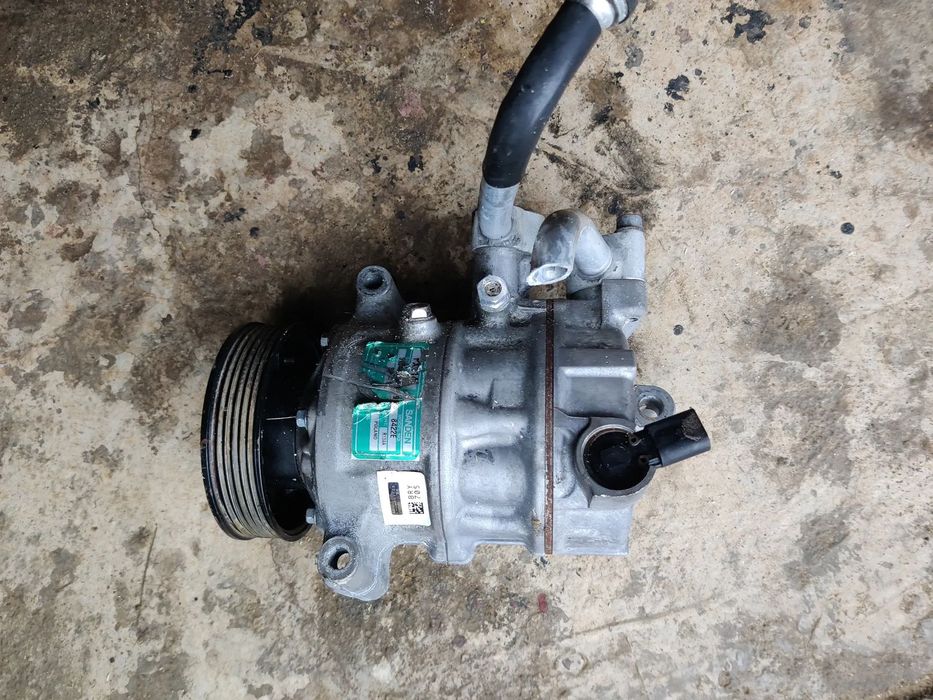 Compresor clima AC Seat Exeo Audi A4 A5 A6 Skoda Vw Passat Tiguan Golf motor 2.0 TDi 8FK351135-421