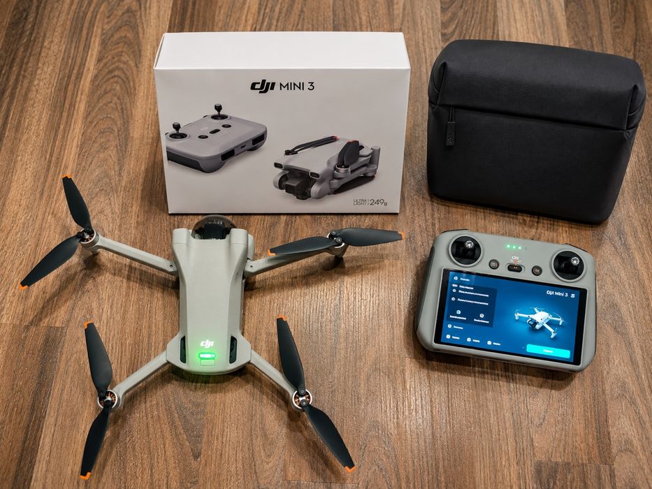 Продам коптер DJI mini 3