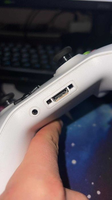 Controller Xbox One S Original Alb – Stare Impecabilă, Fără Defecte