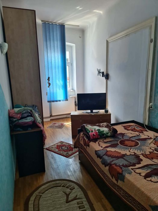 Apartament 2 camere de închiriat