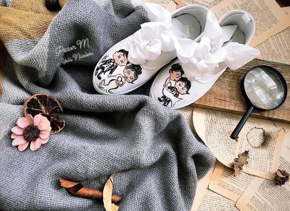 Tenisi pentru nunta si botez