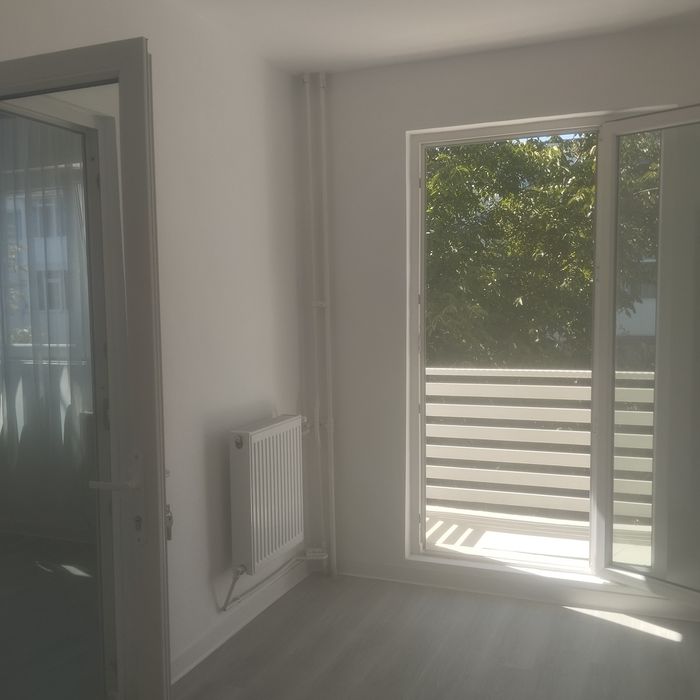 Închiriez apartament cu 2camere Ploiesti zona Mihai Bravu,totul nou, nemobilat