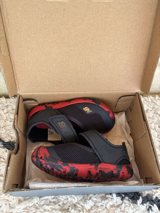Детски сандали NEW Balance