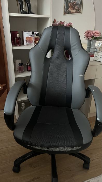 Геймърски стол за бюро