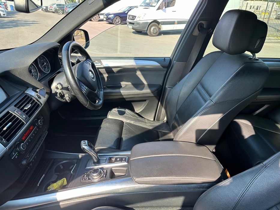 Dezmembrez bmw e70 x5 245 cp 2013 pachet M n57