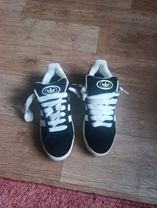 Продам кроссовки