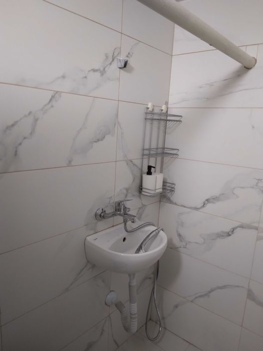 Дава се под наем Ателие в София, Център - 25 кв.м за 248.88 € - Снимка #4