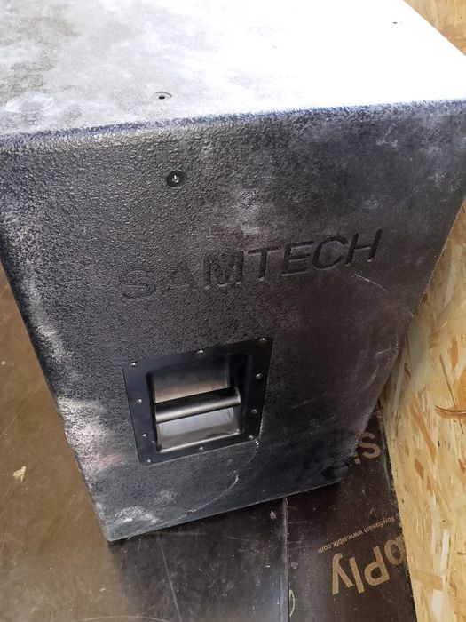 Продам колонки samtech 2 шт