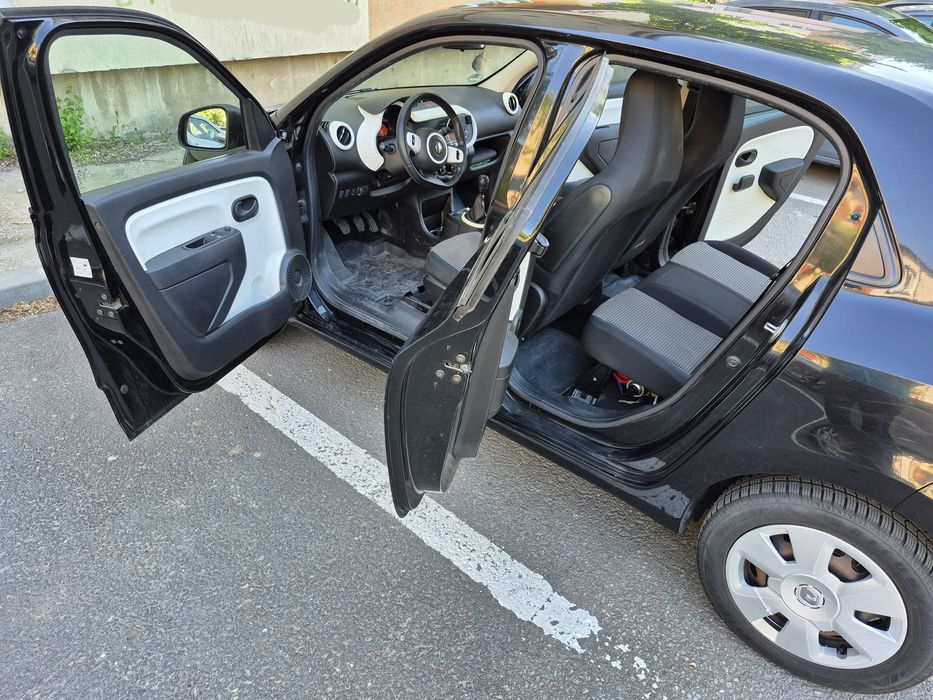 Vand Renaut Twingo 3, motor 1l, 70CP cu AC