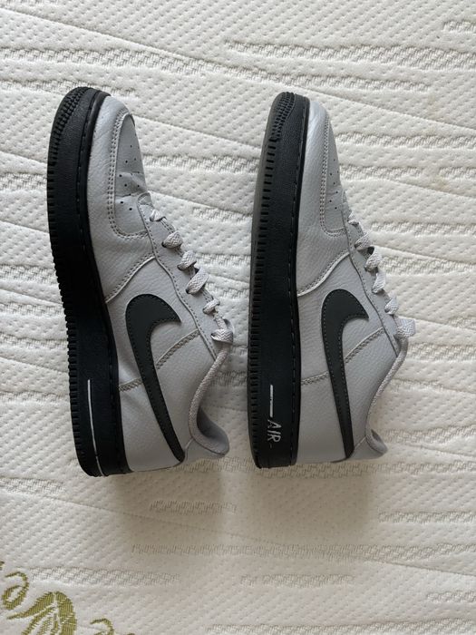 Air Force 1 low Gri cu negru